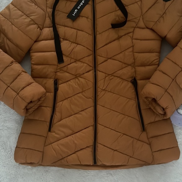 Madden Girl Women's Hooded Puffer Jacket in Khaki, Medium - Picture 7 of 15